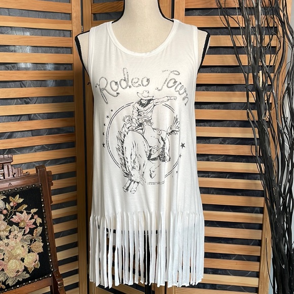 Three Bird Nest Tops - NWT Boho Fringed Tank Small